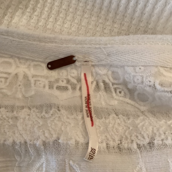 Free People Parisian Nights white long sleeve Boho embroidered top size XS Xsmal - Picture 11 of 12